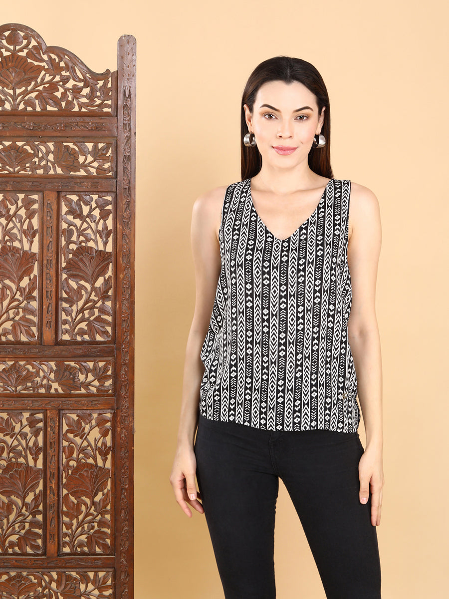 Black And White Tribal-Inspired Sleeveless Top
