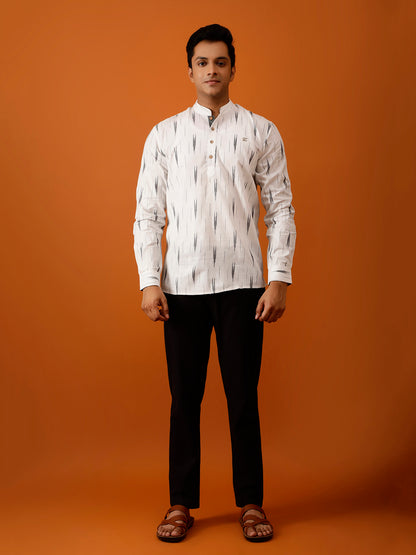Short Kurta White & Grey Ikat Print Cotton
