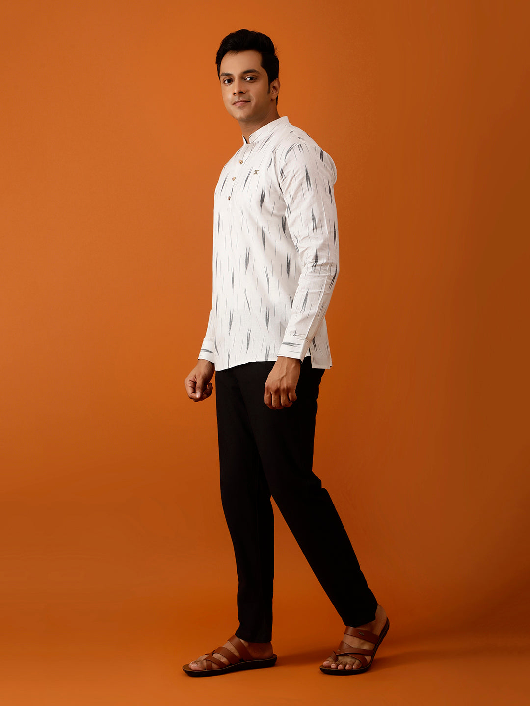 Short Kurta White & Grey Ikat Print Cotton