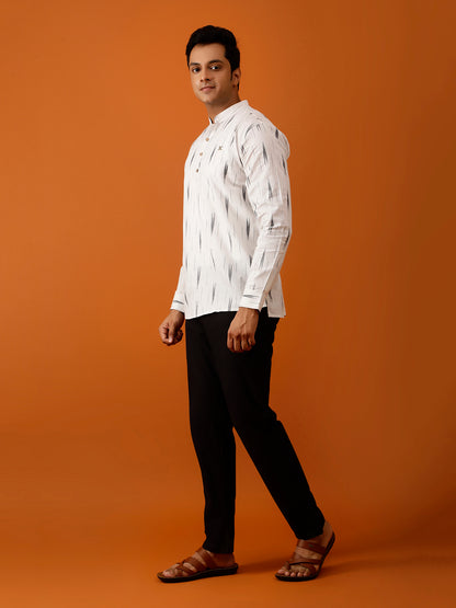 Short Kurta White & Grey Ikat Print Cotton