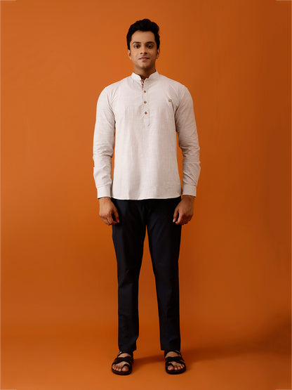 Short Kurta Off-White Full-Sleeve