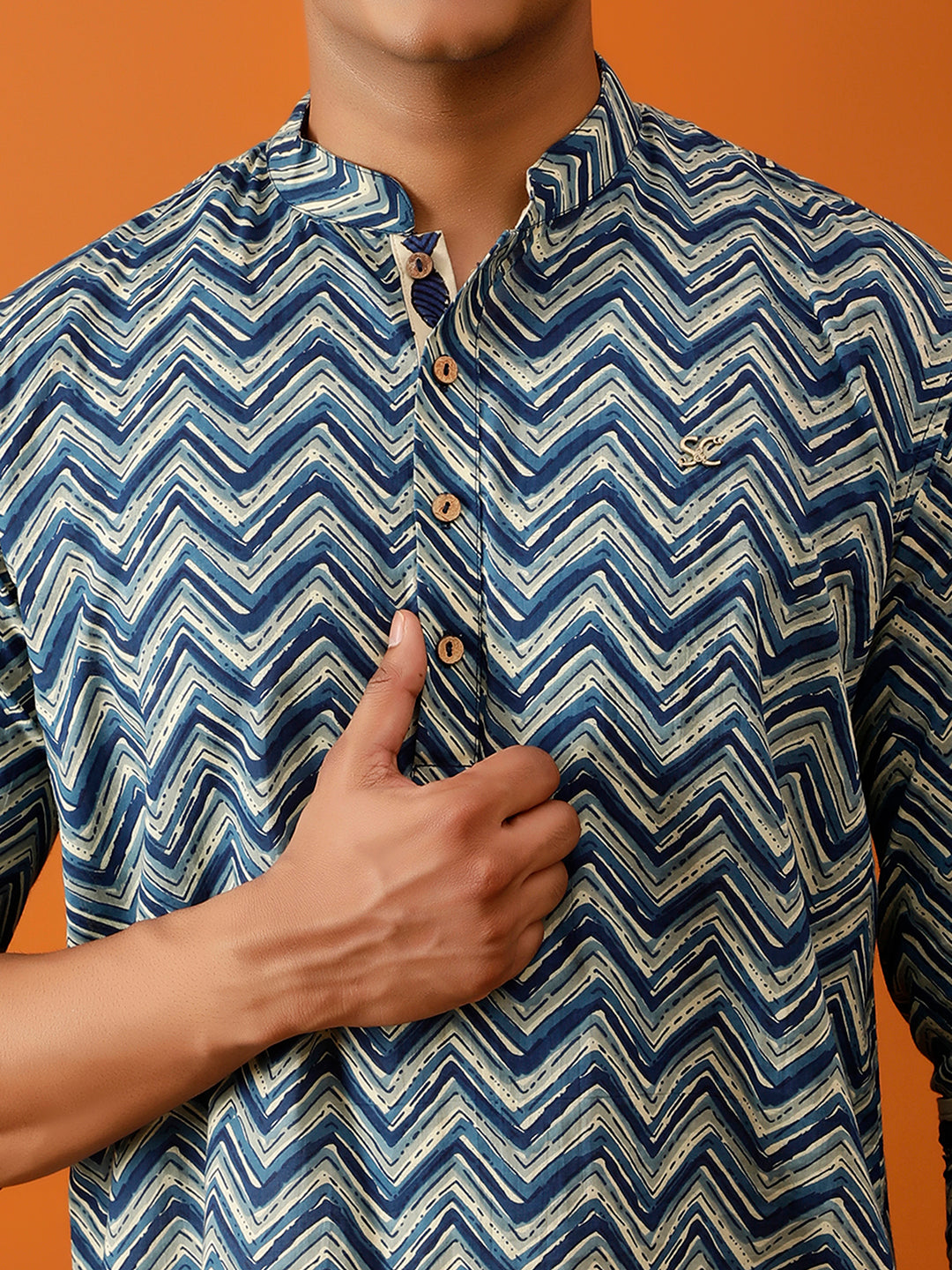 Short Kurta Blue Chevron Printed
