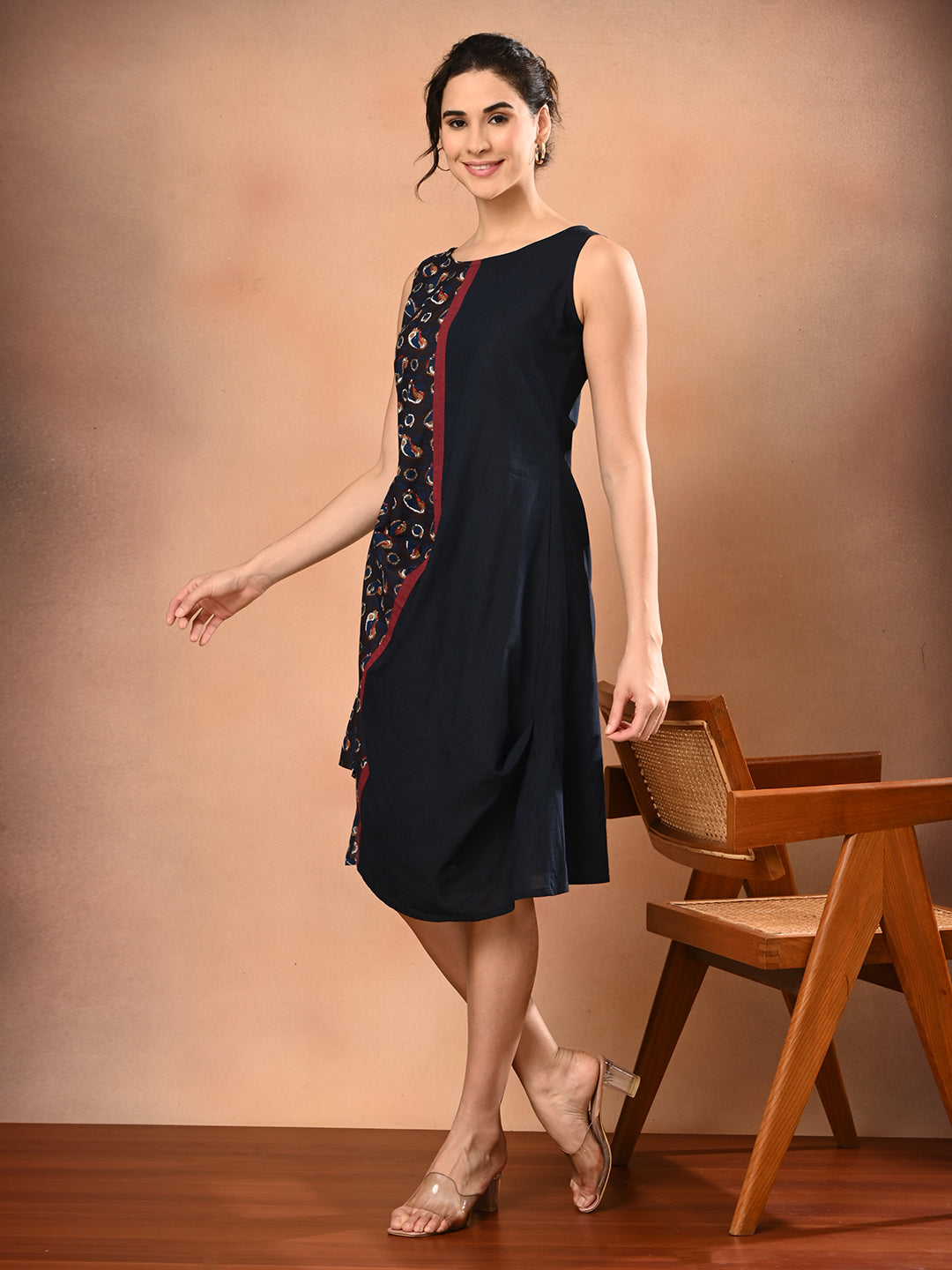 Dual Navy Midi in Handloom Cotton