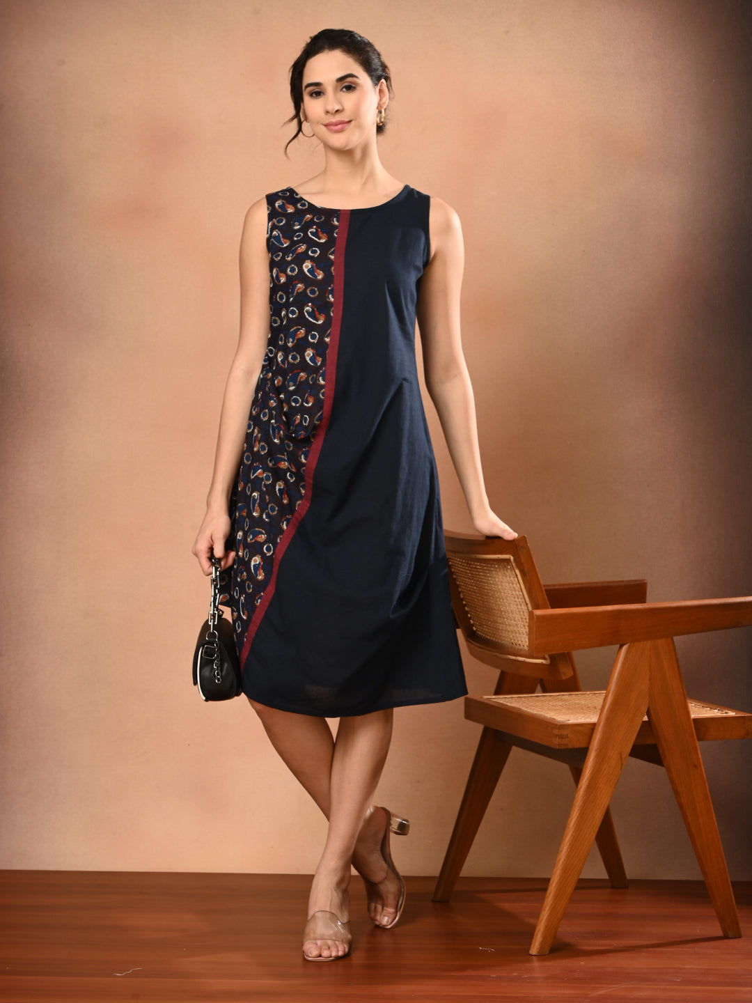 Dual Navy Midi in Handloom Cotton