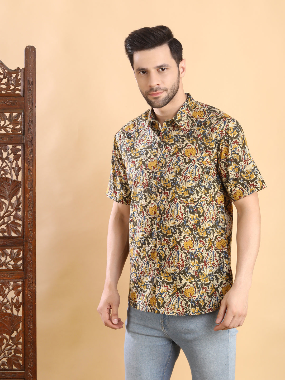 Half-Sleeves Vibrant Multicolor Short Sleeve Shirt