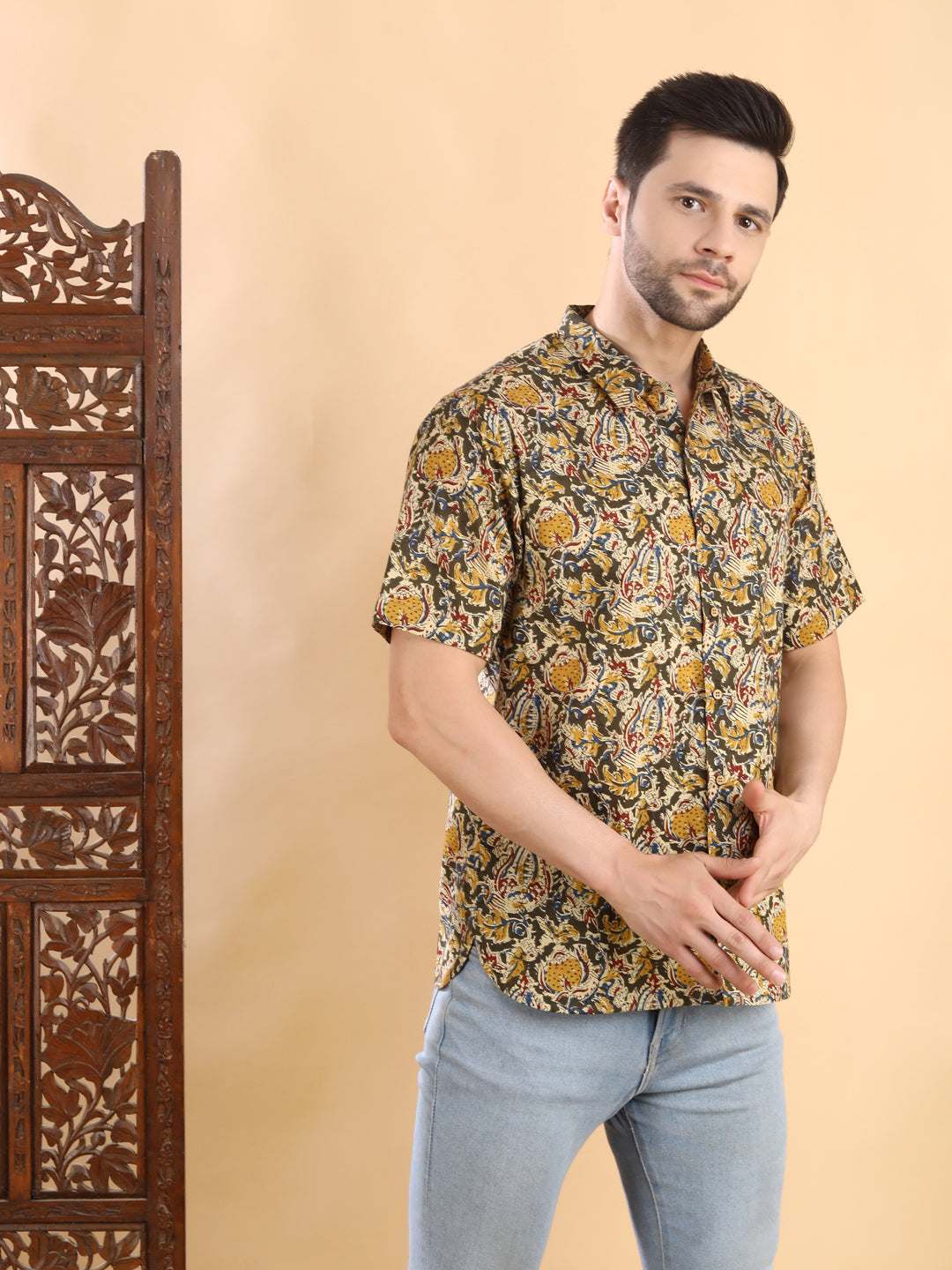 Half-Sleeves Vibrant Multicolor Short Sleeve Shirt