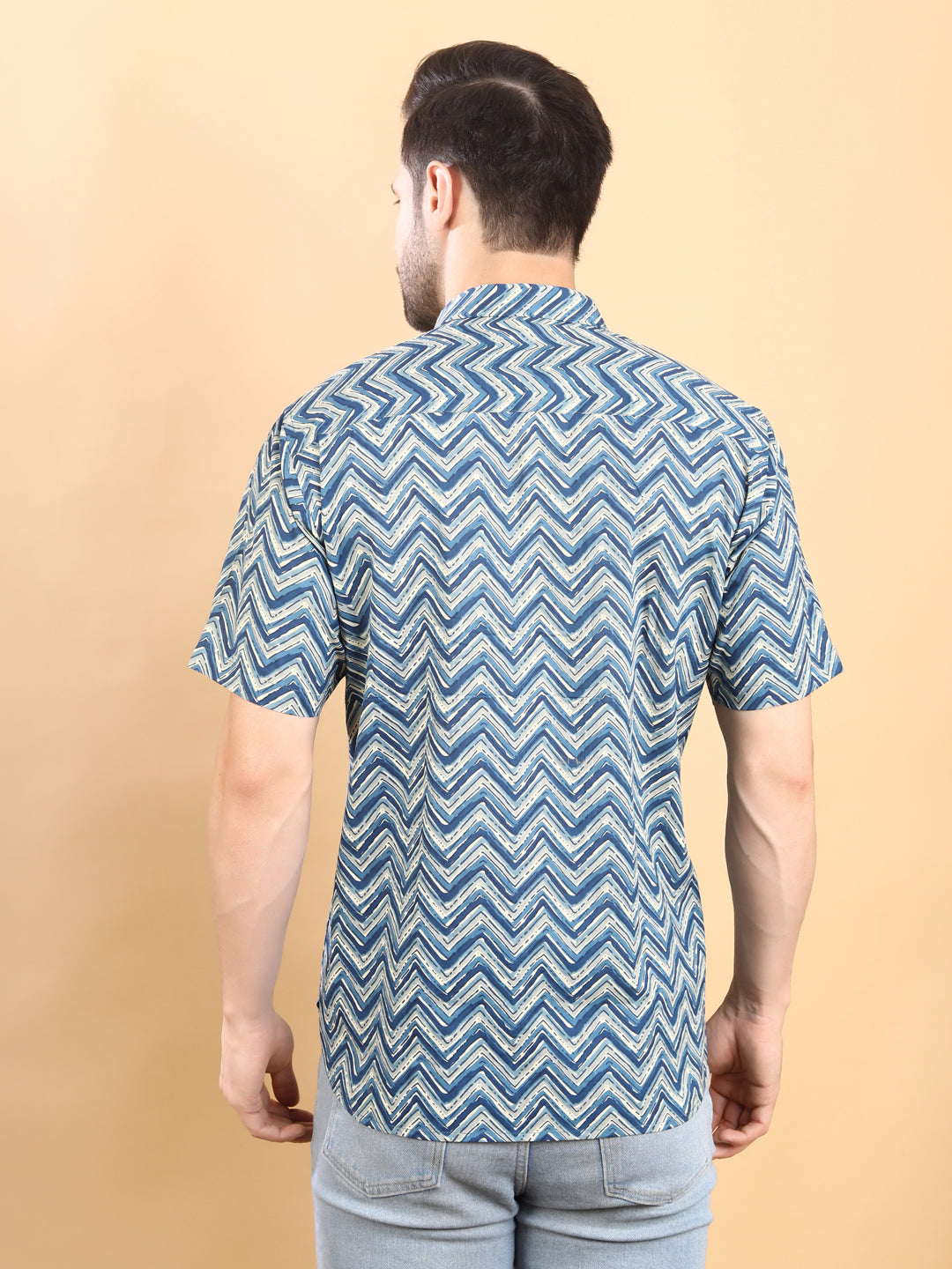 Half-Sleeves Blue Chevron Printed Short-Sleeve Shirt