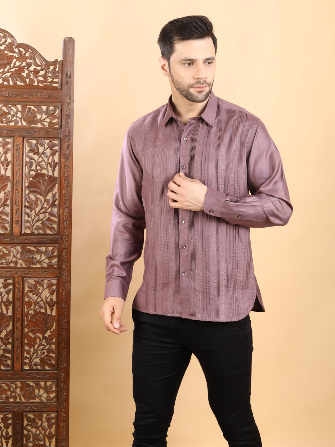 Men's Dusty Mauve Textured Pintuck Full Sleeve Casual Shirt