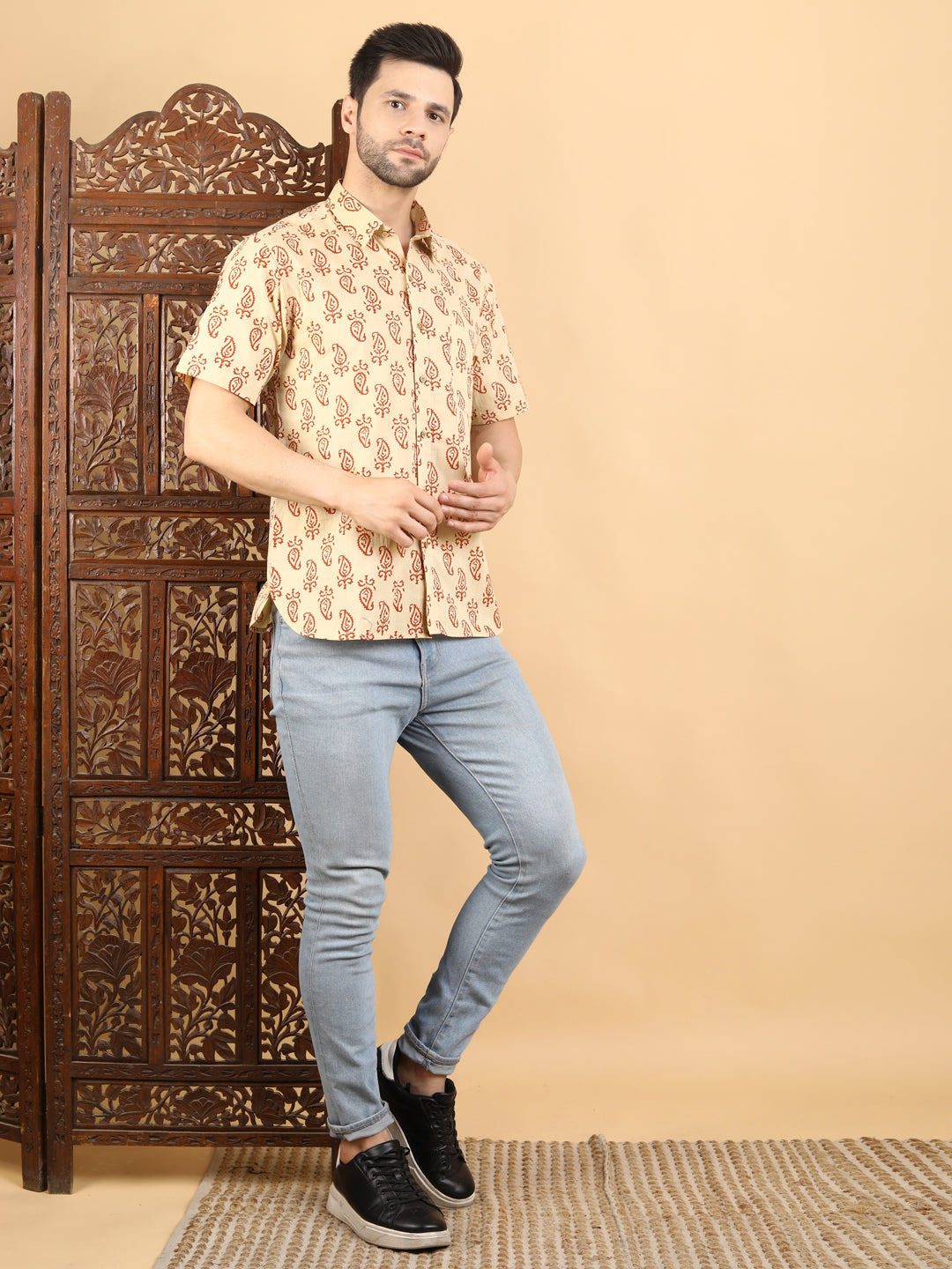 Half-Sleeves Shirt Beige Short Sleeve Shirt