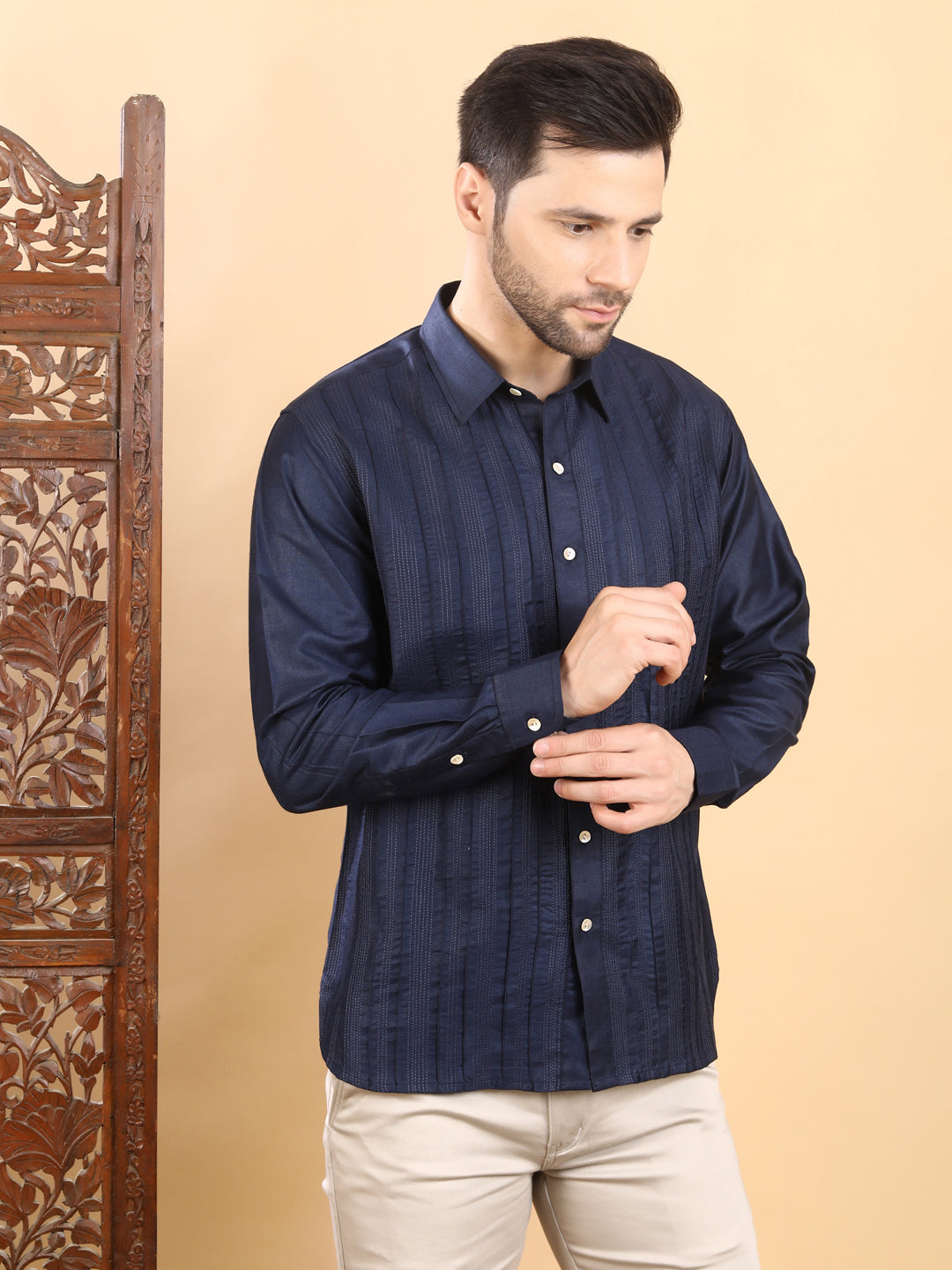 Men's Navy Blue Textured Pintuck Full Sleeve Casual Shirt